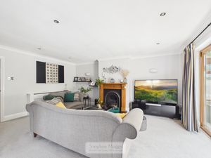 Photo 12- click for photo gallery